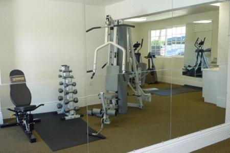 Travelodge Inn & Suites By Wyndham Yucca Valley/Joshua Tree Екстер'єр фото