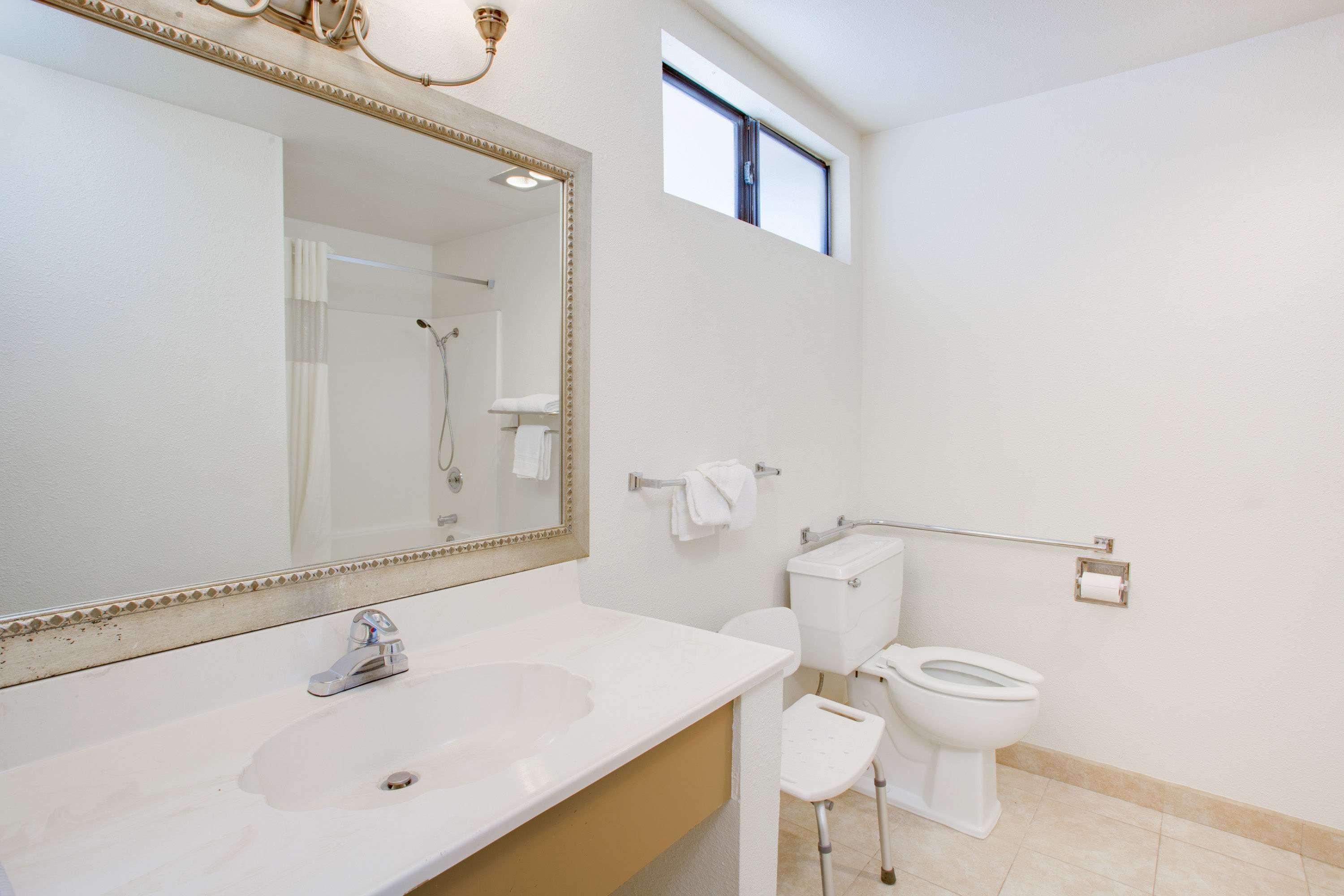 Travelodge Inn & Suites By Wyndham Yucca Valley/Joshua Tree Екстер'єр фото